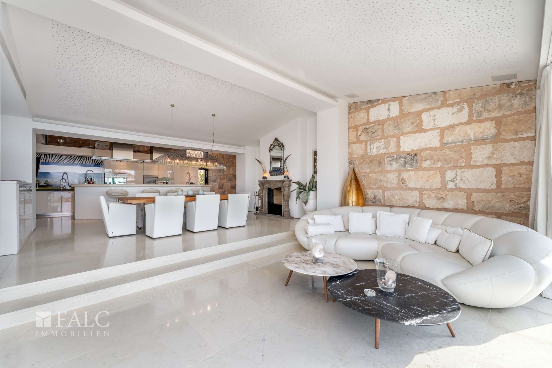 Living room - kitchen